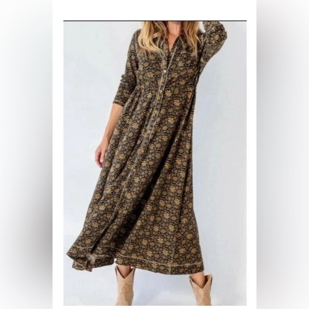 NATURAL LIFE Floral Maxi Dress - Black and Gold